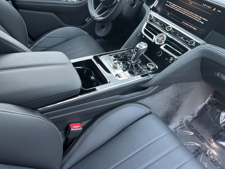New 2026 Bentley Flying Spur V8 for sale $302,095 at Bentley Los Gatos in Los Gatos CA 95032 2