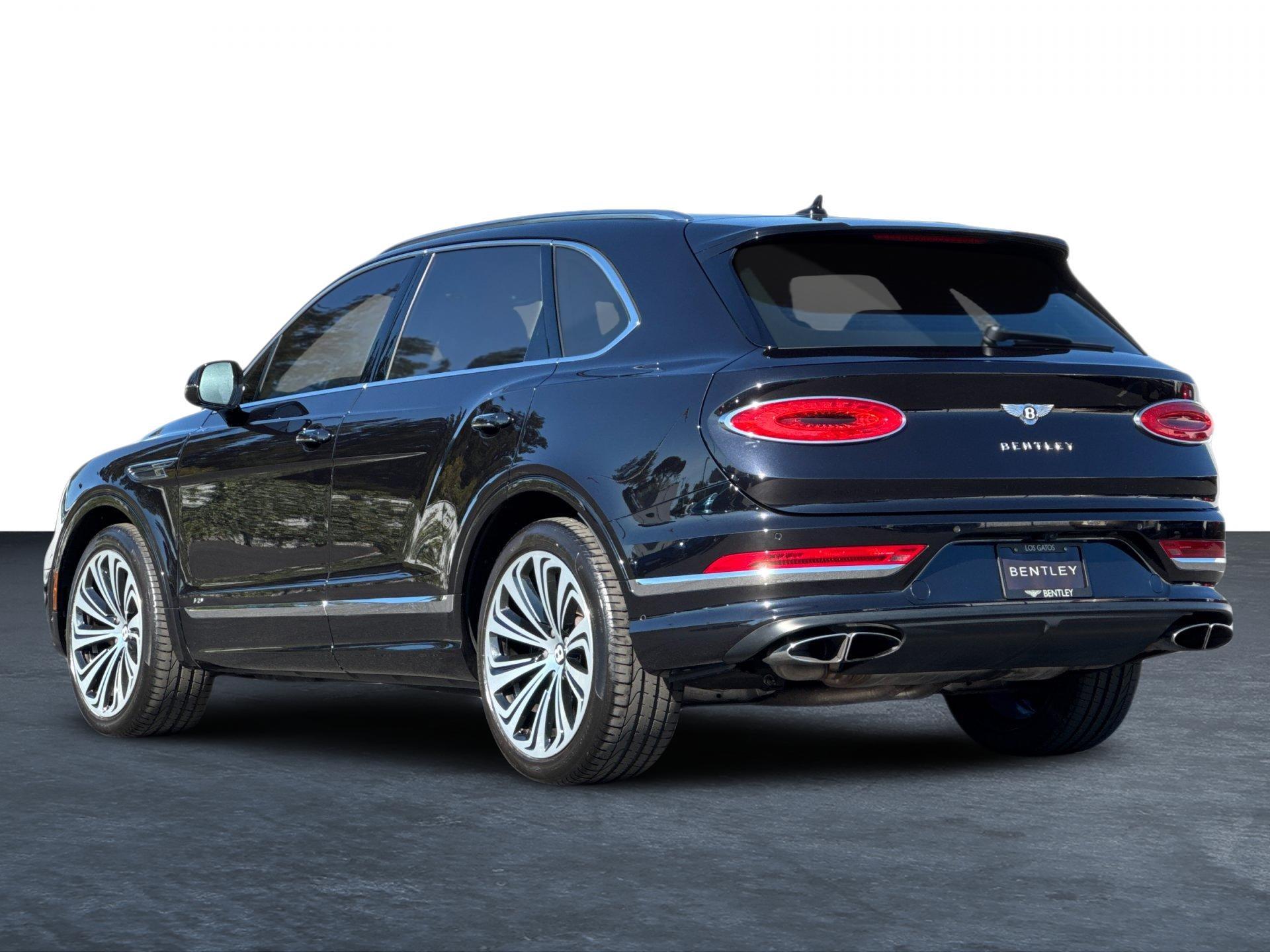 2022 Bentley Bentayga V8 photo 3